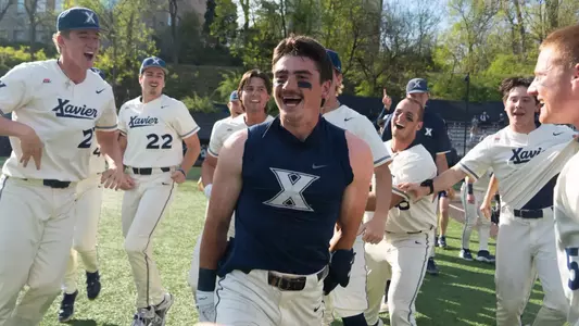 Xavier takes the 9-7 walk-off win over Villanova.