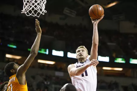 Sophomore Domantas Sabonis