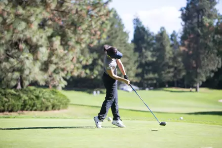 Quynn Duong hits a drive
