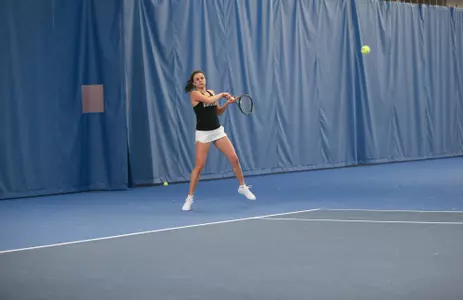 Vlada Medvedcova forehand