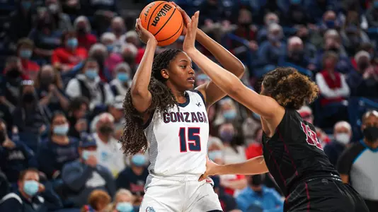 WBB Yvonne Ejim