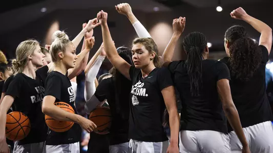WBB Huddle