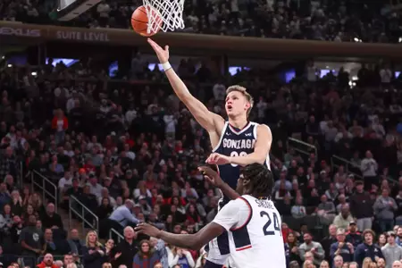 NCAA Basketball: Hall of Fame Series- New York City-Gonzaga at Connecticut