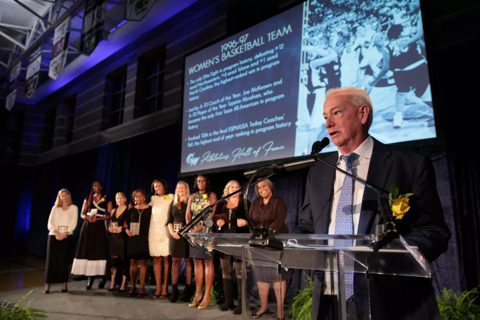 1996-97 Women's Basketball Team