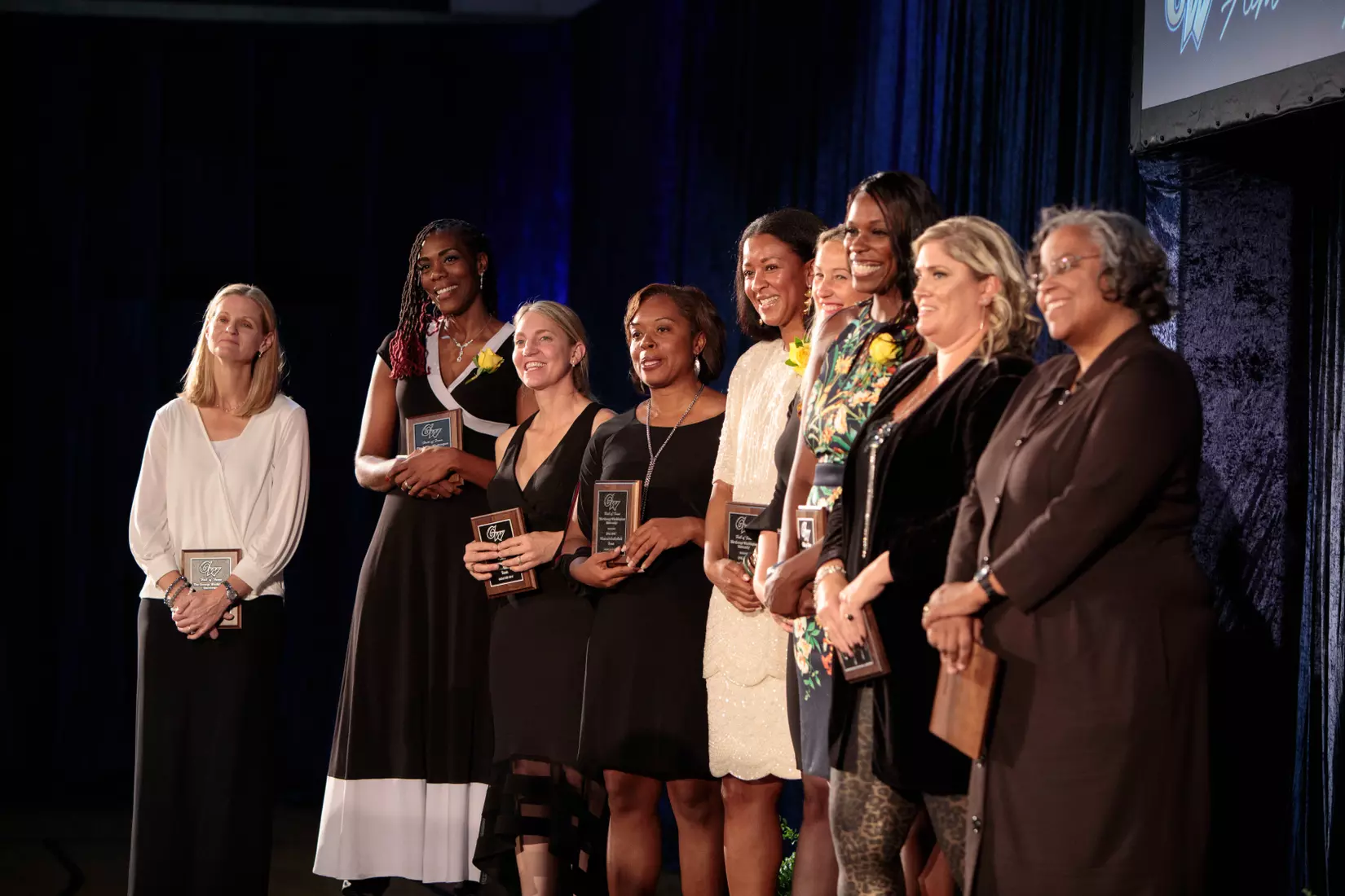 1996-97 Women's Basketball Team
