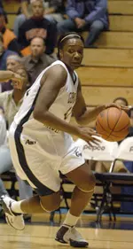 Jessica Simmonsd drives to the basket en route to her second double-double of the season.