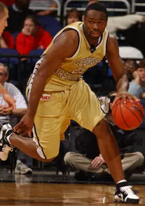 Carl Elliott and the Colonials go for their fourth straight win Saturday.