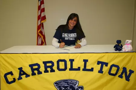 Softball Inks Aleli Pardo