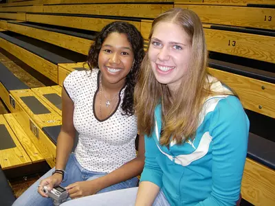 Leah Hill (left) and Hannah Stuart have signed with GW Volleyball for 2007.
