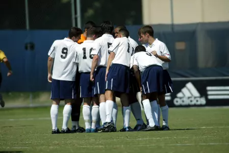 The Colonials men's soccer team finished its preseason with a 1-0-1 record.