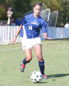 Shari Taylor and the Colonials begin their 2006 season Friday night