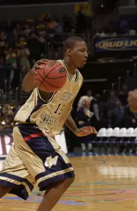 Cheyenne Moore finished with 13 points.