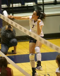 Jackie Yaniga led the Colonials with a career-high 18 points and 14 kills at Long Island Saturday.