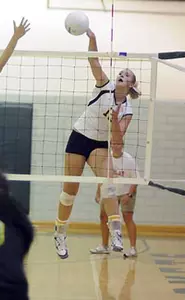 Lauren Whyte has signed a National Letter-of-Intent to join the GW Volleyball program.