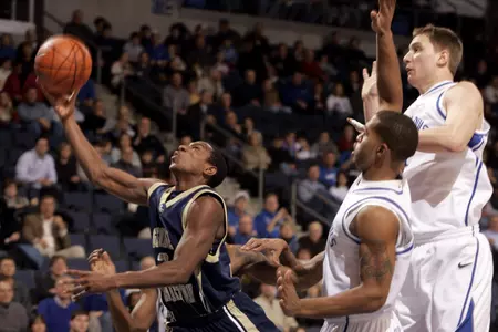 Tony Taylor heads to the basket during the first half. (AP Photo/Jeff Roberson)