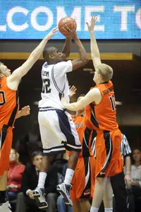 David Pellom is tied with Damian Hollis for the team rebounding lead through the first five games.