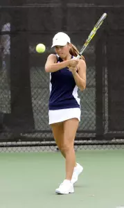 Freshman Mimi Hamling earned her second A-10 weekly award on Monday after winning at No. 2 singles and No. 1 doubles against Temple over the weekend.