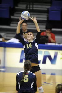 Katie Crosby assisted on 32 of GW's 45 kills against Loyola Wednesday night at Smith Center.