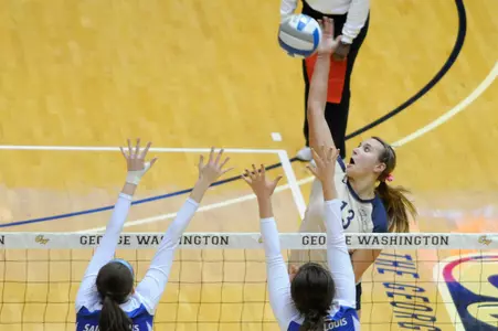 Lauren Whyte led the Colonials with 19 kills as the Colonials improve 7-5 in A-10 play. d to