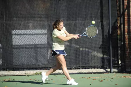 Jennifer Hirsh won a three set tie-breaker to get GW the win over Duquesne.