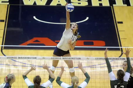 Junior Lauren Whyte led all players with 12 kills as the Colonials won their third consecutive match.