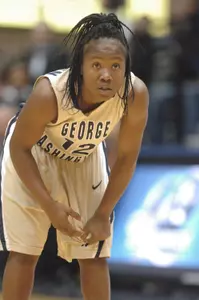 Danni Jackson posted her 10th straight double-digit performance with 16 points at URI.