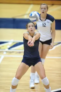 Senior Candace Silva-Martin totaled a team-high 20 digs on Saturday night and now needs just 29 to become the Atlantic 10's all-time career leader.