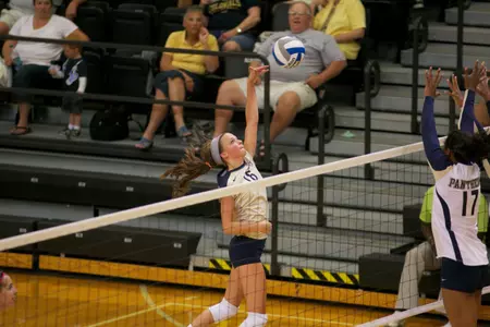 Freshman Maddy Doyle finished with a match-high 17 digs and five kills in her first collegiate game.