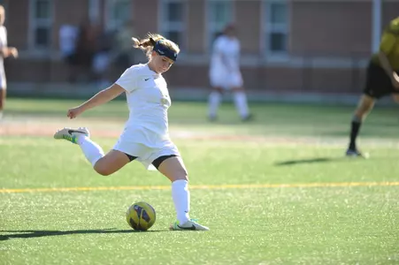 Sophomore Brooke Bean