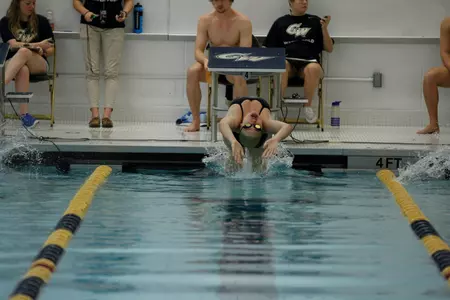 Sophomore Lindsay Moore