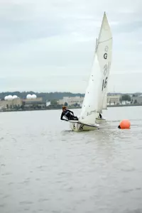 Freshman Maria Sinagra skippered her boat to eighth place in the B Division as GW finished 12th at the College of Charleston Coed Spring Intersectional on Sunday.