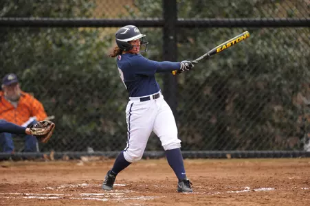 Alexandra Del Prete had a pair of two-out RBI singles against Temple.