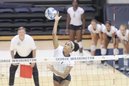 Freshman Aaliya Davidson