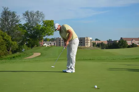 Freshman Vince Palazzolo rolled in 26 pars en route to a 4-over-par 146 total and tie for 24th through 36 holes at the Wolfpack Intercollegiate.