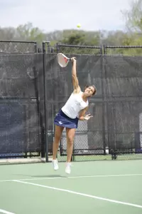 Senior Leah Pascarella won her second consecutive No. 2 singles match on Saturday.