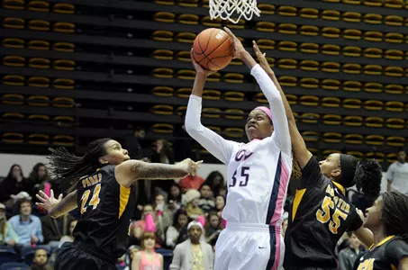Jonquel Jones posted her seventh double-double of the season with 17 points and 17 rebounds.