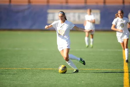 Sophomore MacKenzie Cowley scored the game-winner against George Mason.