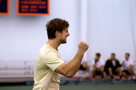 Senior Francisco Dias enters the 2014 fall season as the No. 91 singles player in the nation.