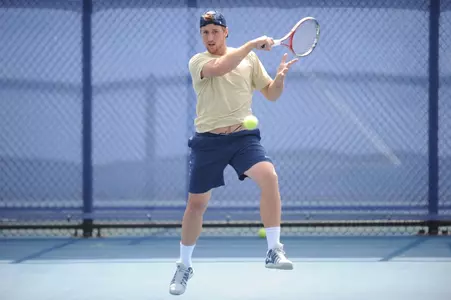 Senior Francisco Dias enters the spring season with a No. 109 national singles ranking.