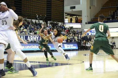 Brianna Cummings scored a career-high 20 points at Illinois,