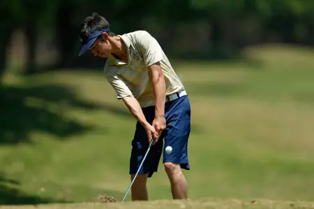 Senior Jack Persons lowered his season scoring average to 73.09 with a 2-over-par 218 total at the 54-hole Seminole Intercollegiate.