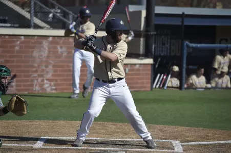 Freshman Robbie Metz