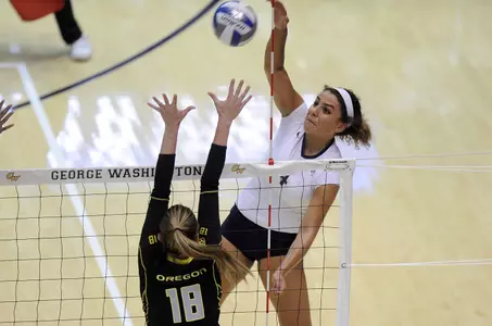 Freshman Kelsey Clark posted her first collegiate double-double with 15 kills and 11 digs in Tuesday's 3-2 loss to No. 11 Oregon.