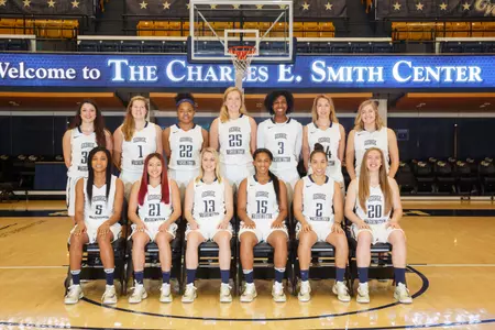 Women's Basketball Team Photo