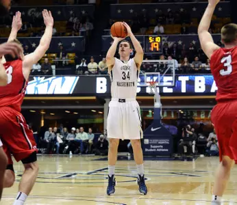 Cavanaugh leads GW in scoring (16.8 ppg)