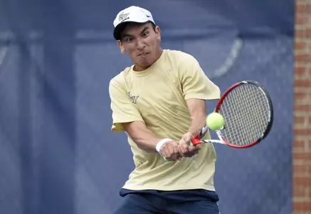 <i>Chris Fletcher</i>