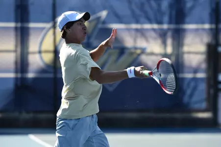 <i>Chris Fletcher</i>