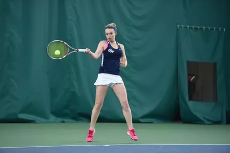 <i>Taylor Nederlander</i>