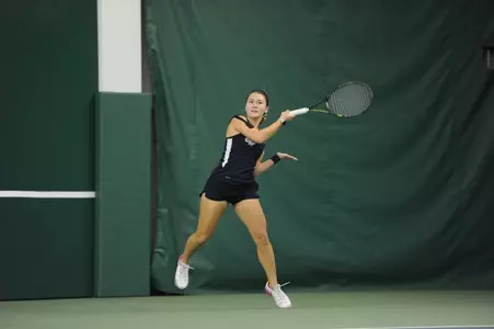 <i>Kamilla Beisenova</i>