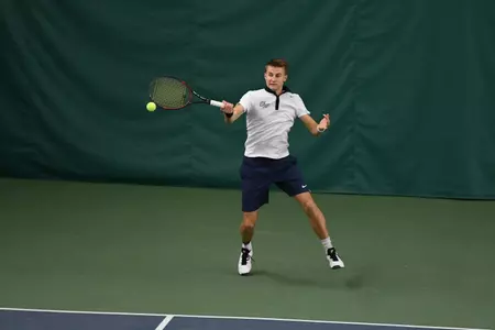 <i>Julius Tverijonas</i>